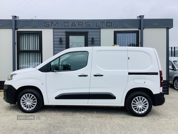 Citroen Berlingo M DIESEL in Down