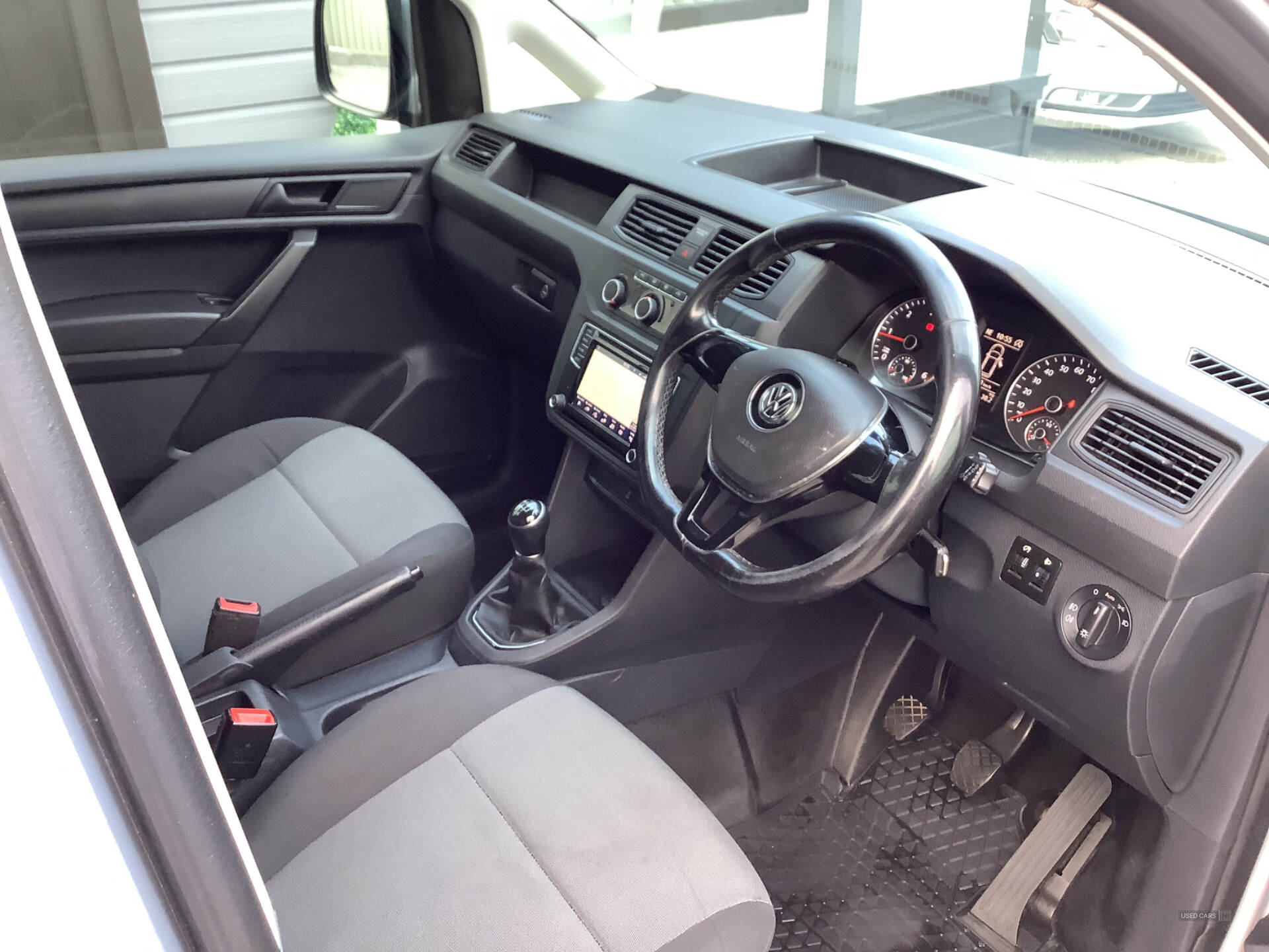 Volkswagen Caddy C20 DIESEL in Down