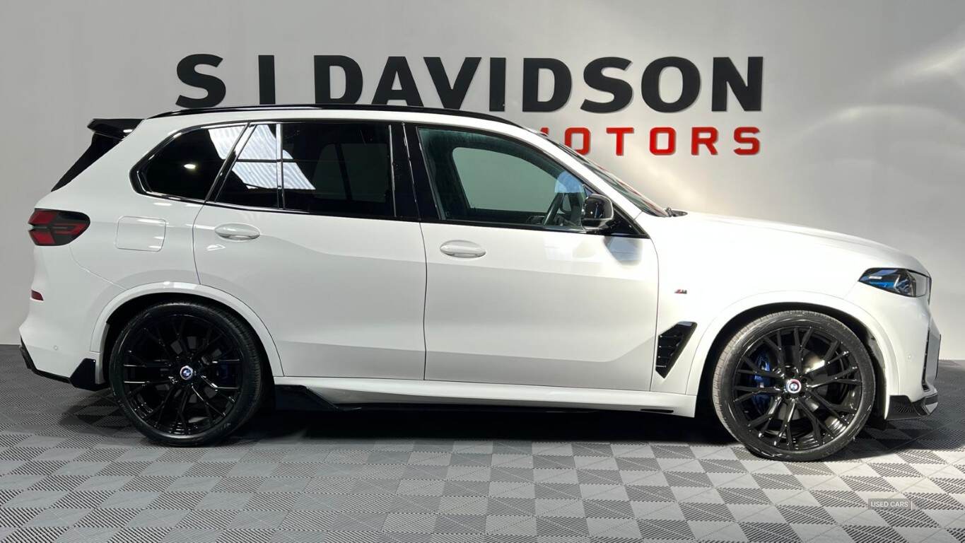 Mar 2024 BMW X5 xDrive40d MHT M Sport 5dr Auto