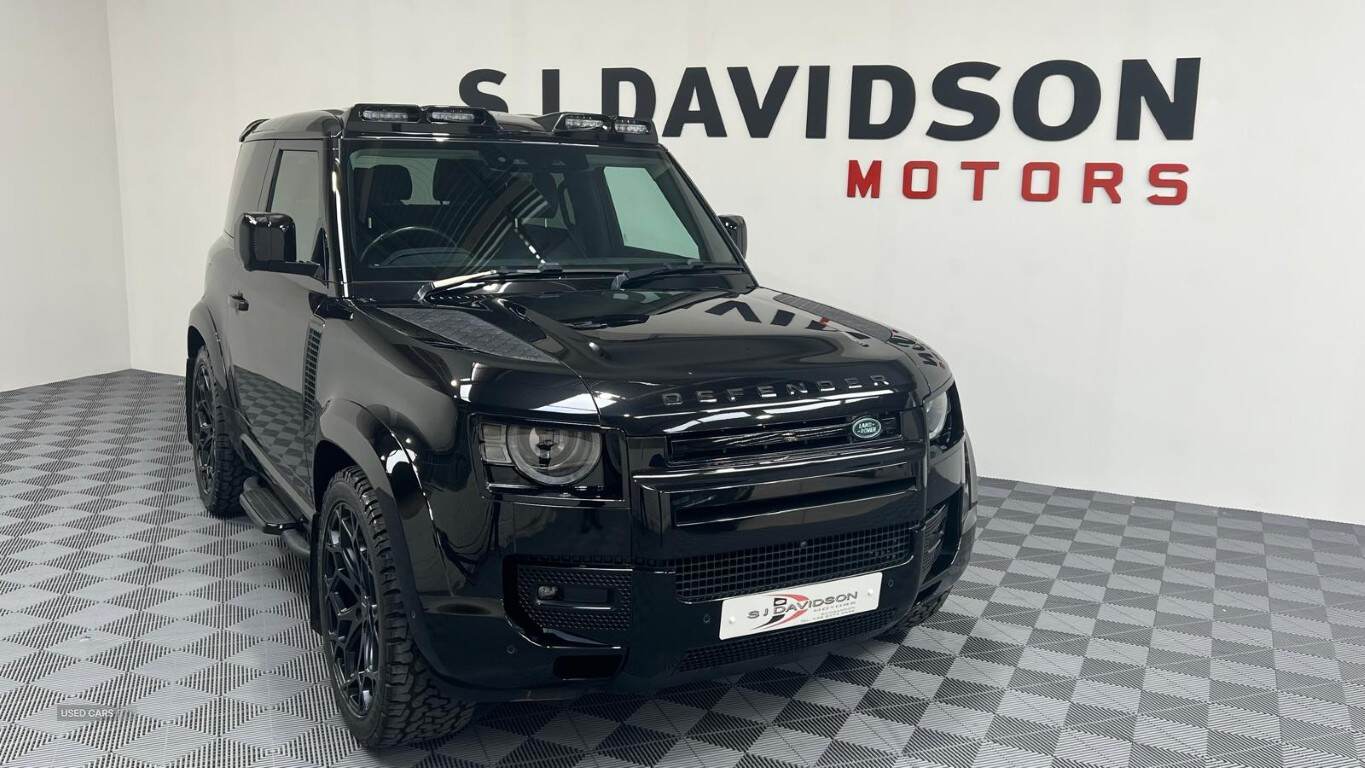 Mar 2021 Land Rover Defender 3.0 D250 SE 90 3dr Auto