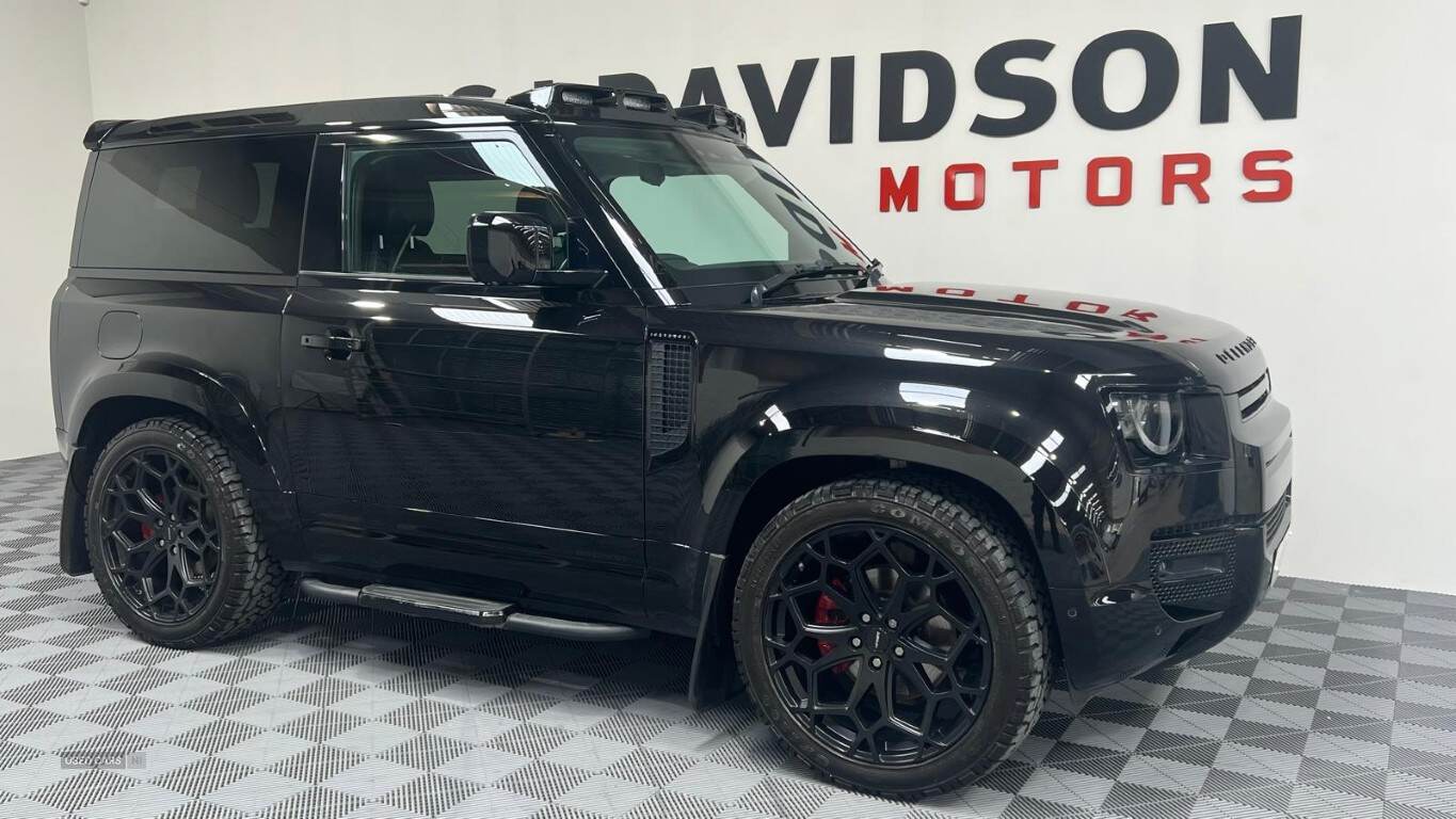 Mar 2021 Land Rover Defender 3.0 D250 SE 90 3dr Auto