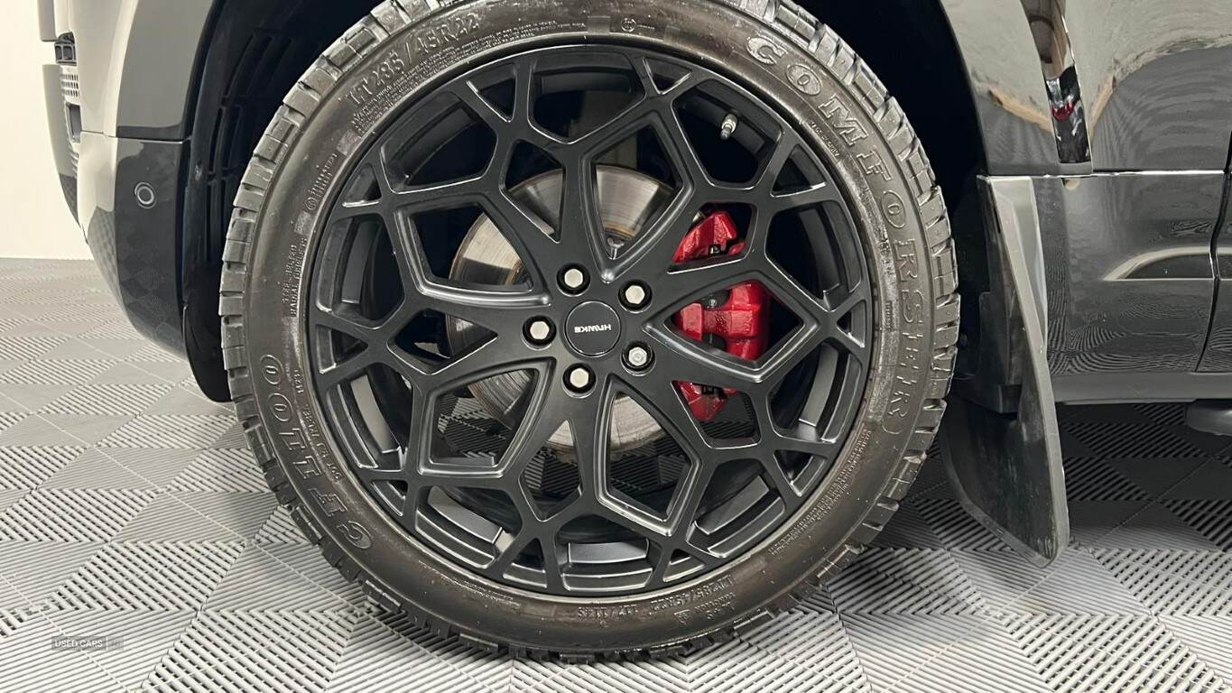 Mar 2021 Land Rover Defender 3.0 D250 SE 90 3dr Auto