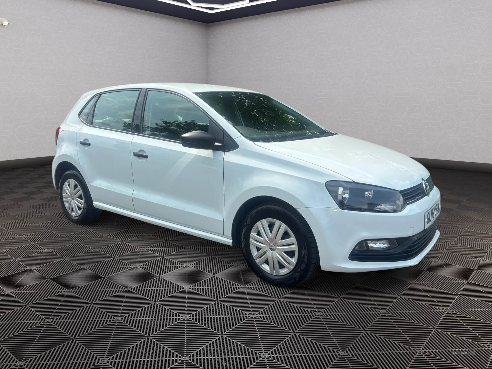 Volkswagen Polo HATCHBACK in Down