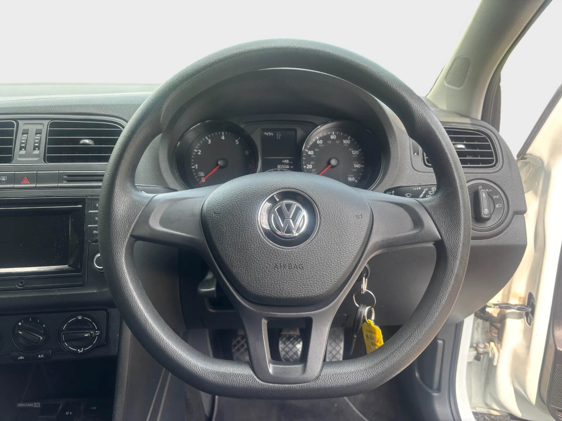 Volkswagen Polo HATCHBACK in Down