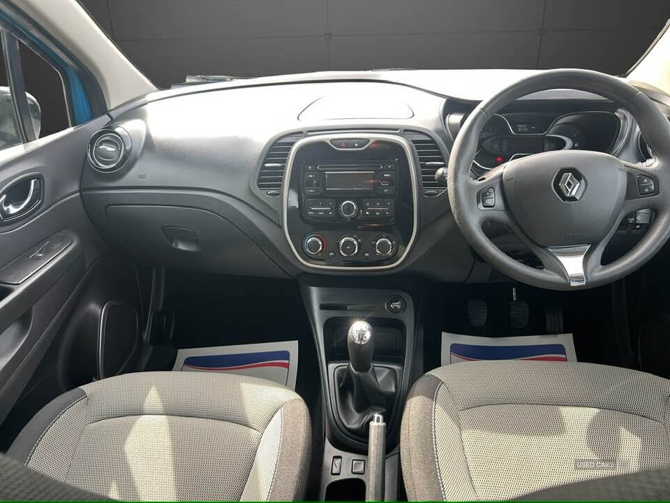 Jul 2015 Renault Captur 1.5 dCi 90 Expression+ 5dr