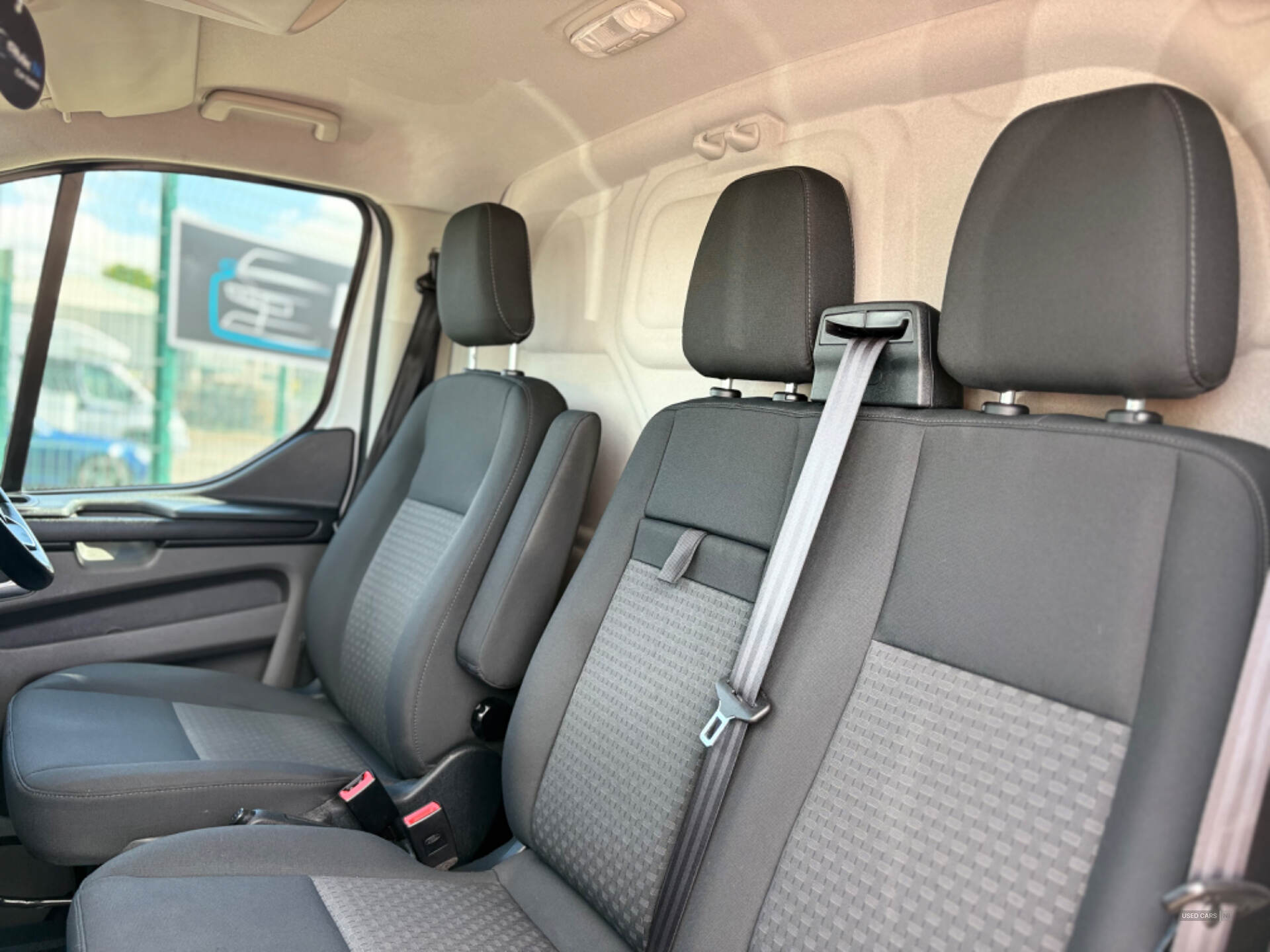 Jan 2020 Ford Transit Custom 2.0 EcoBlue 130ps High Roof Trend Van