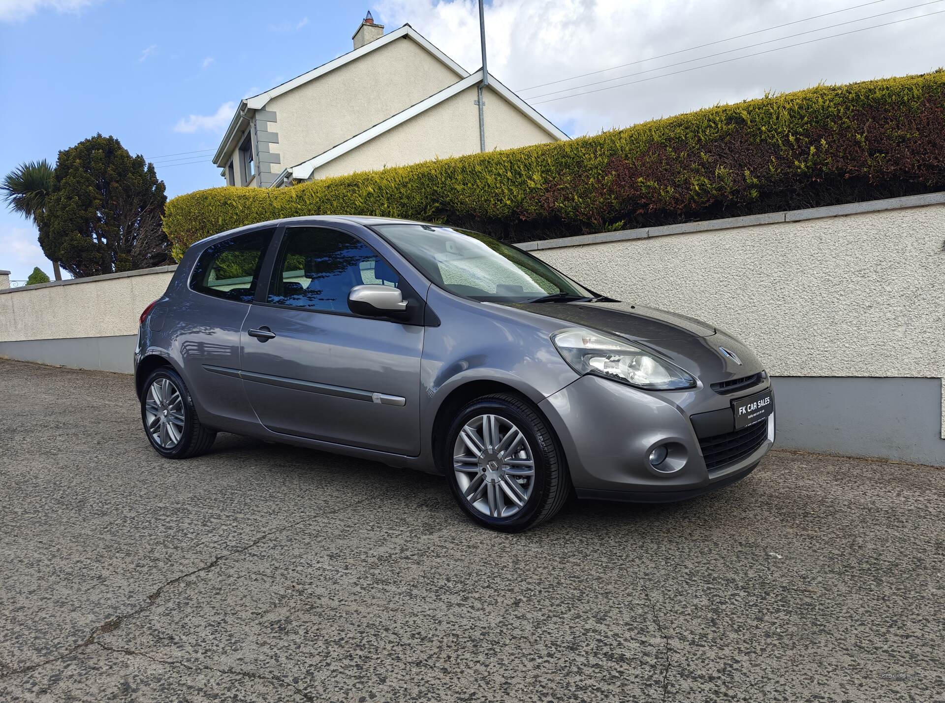Sep 2011 Renault Clio 1.2 16V Dynamique TomTom 3dr