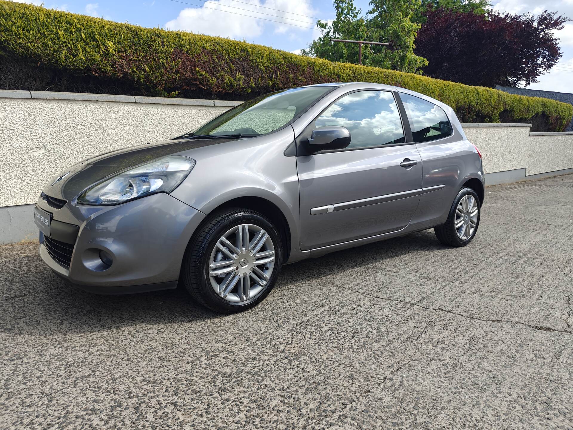 Sep 2011 Renault Clio 1.2 16V Dynamique TomTom 3dr