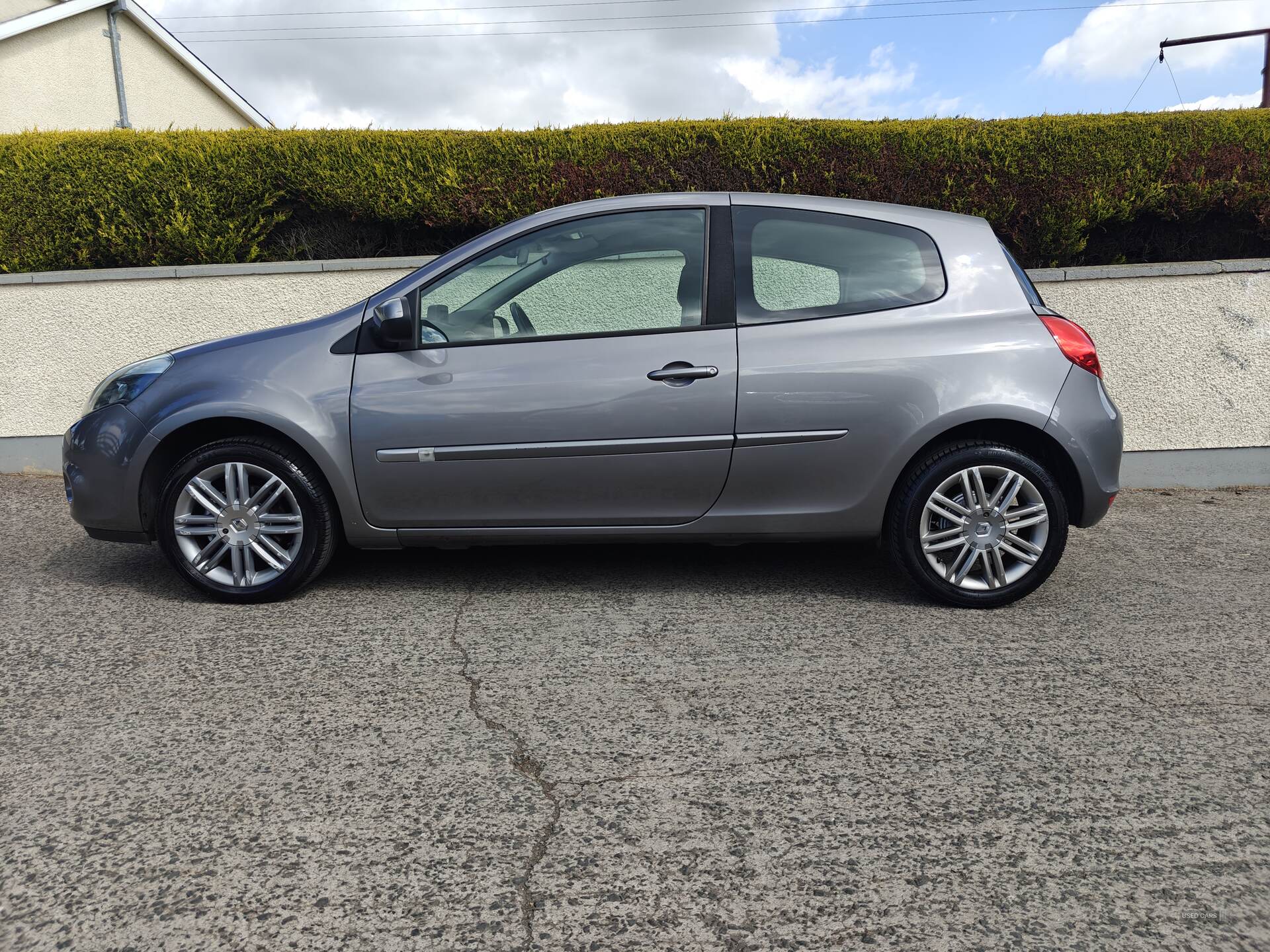 Sep 2011 Renault Clio 1.2 16V Dynamique TomTom 3dr