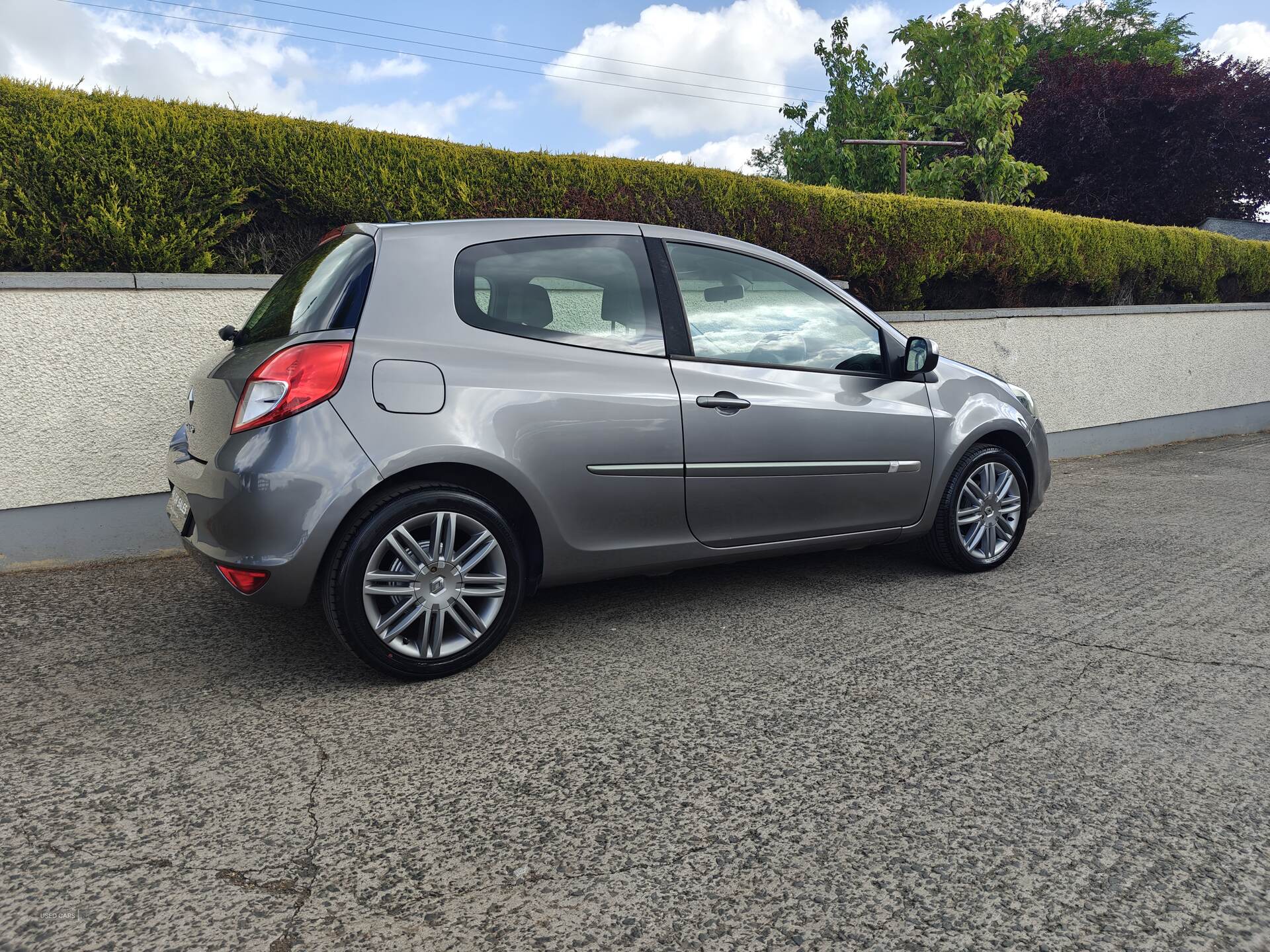 Sep 2011 Renault Clio 1.2 16V Dynamique TomTom 3dr