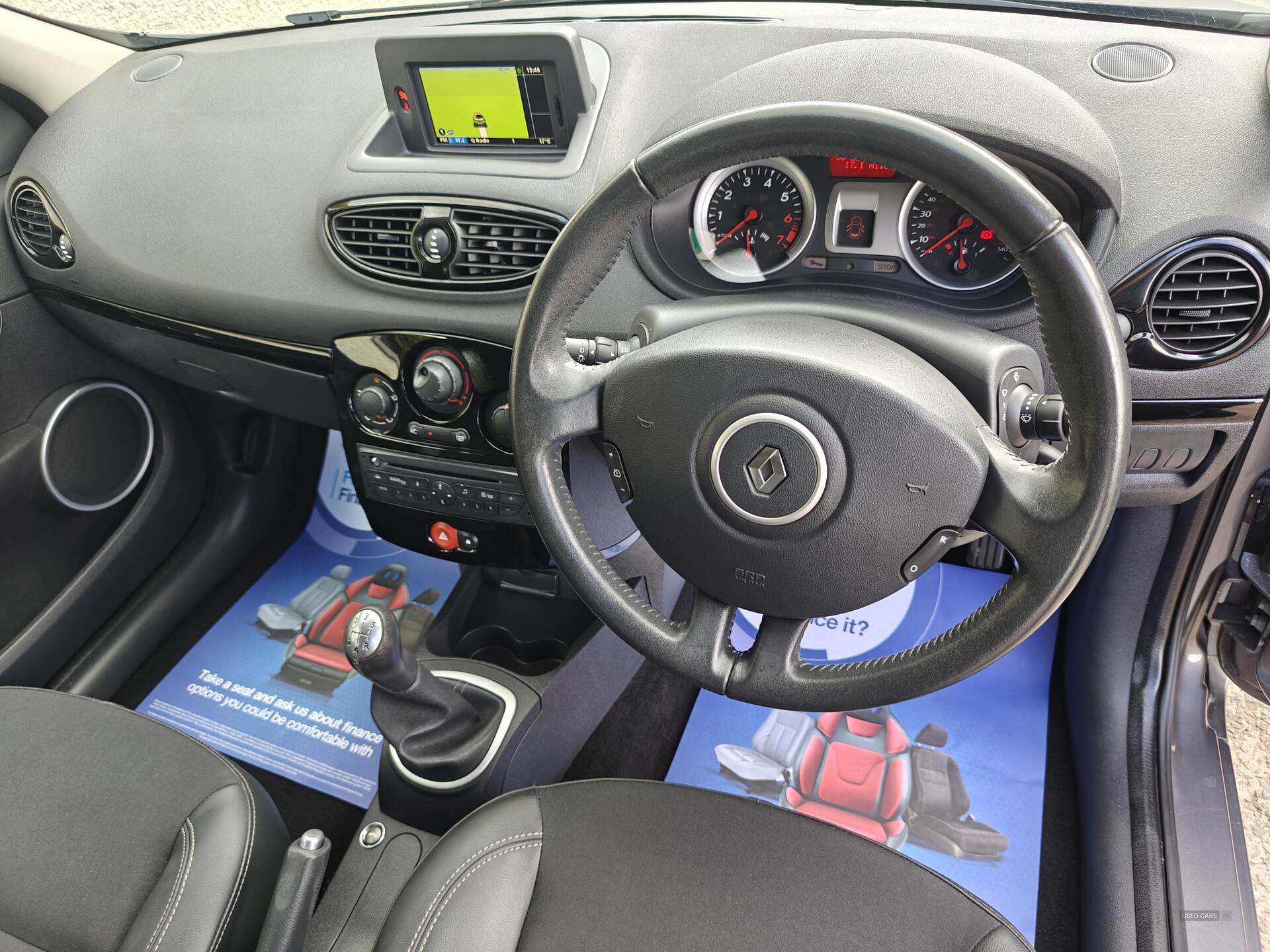 Sep 2011 Renault Clio 1.2 16V Dynamique TomTom 3dr