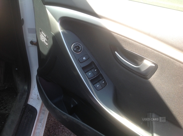 Hyundai i30 DIESEL HATCHBACK in Down