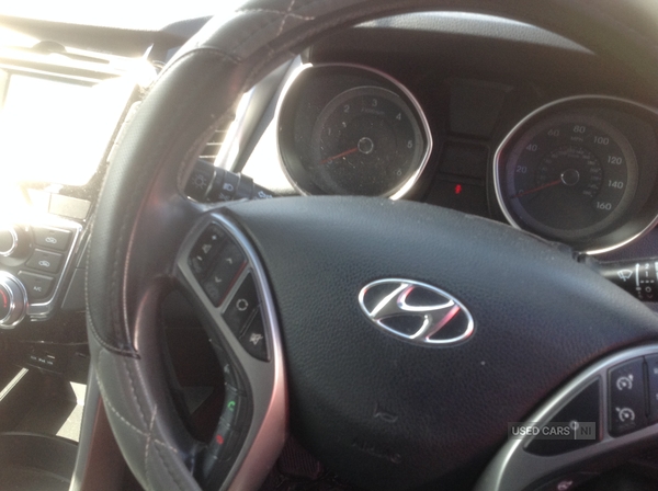 Hyundai i30 DIESEL HATCHBACK in Down