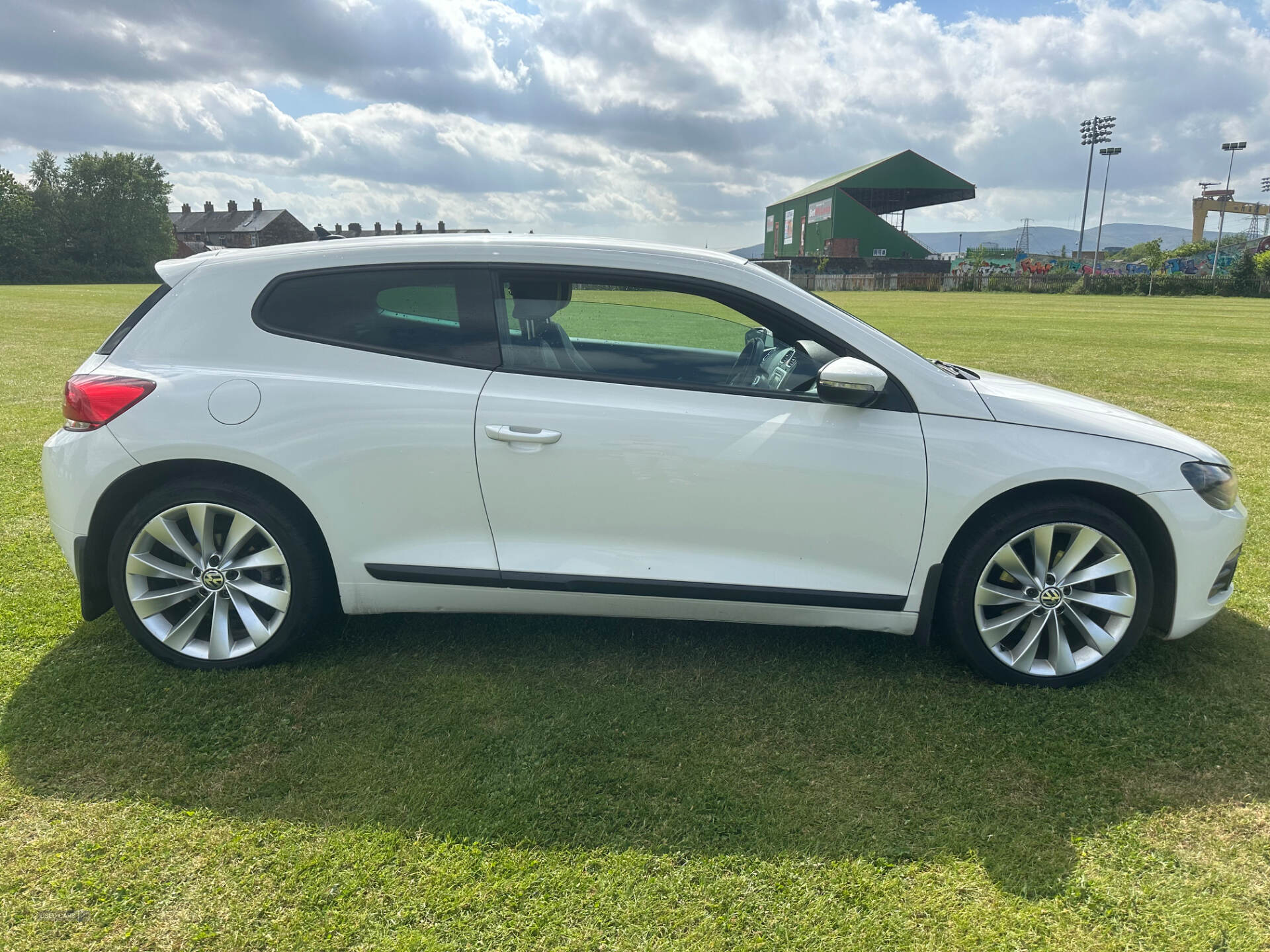 Jun 2013 Volkswagen Scirocco 2.0 TDi BlueMotion Tech 3dr DSG [Nav]