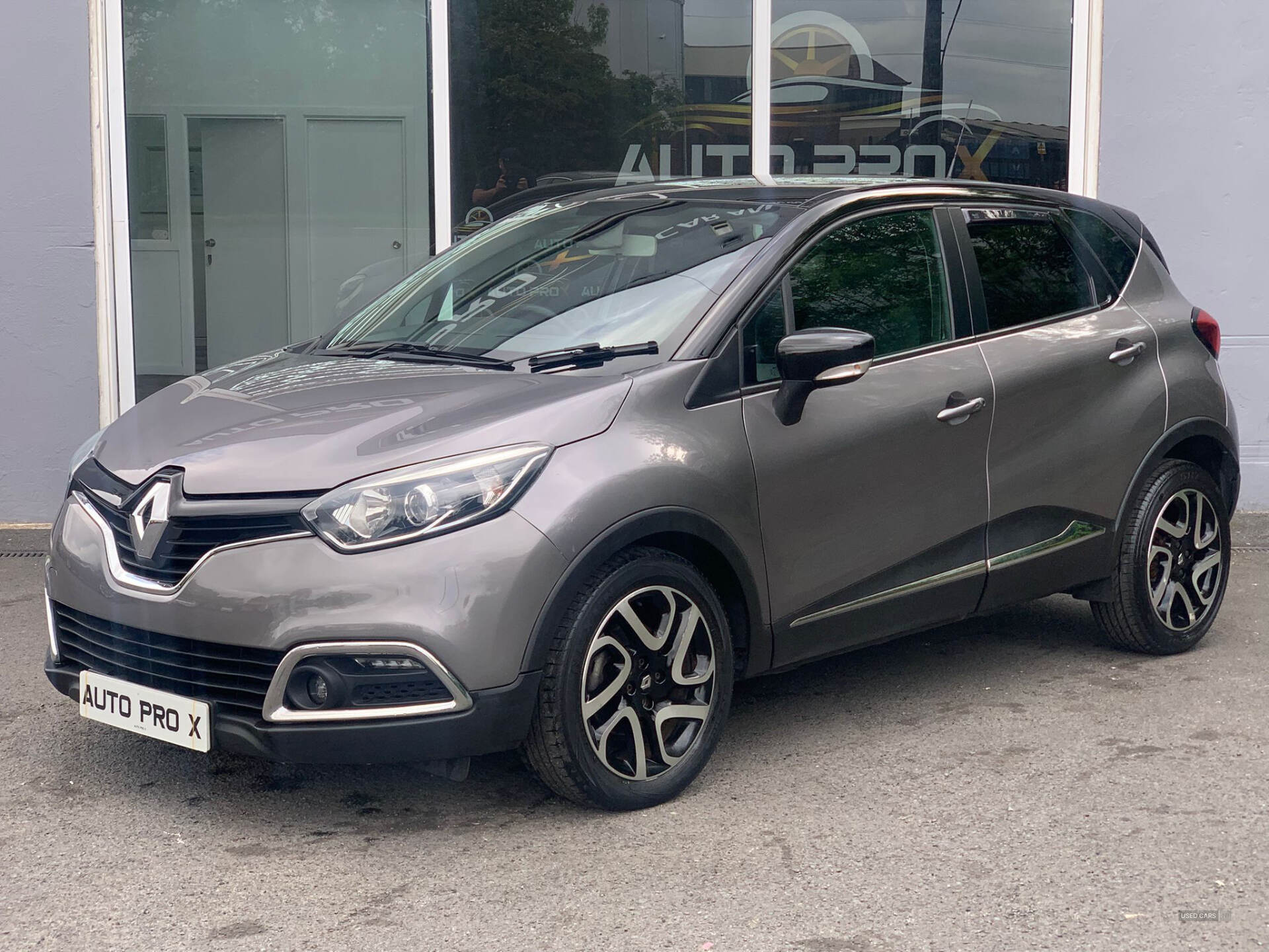 Renault Captur DIESEL HATCHBACK in Antrim