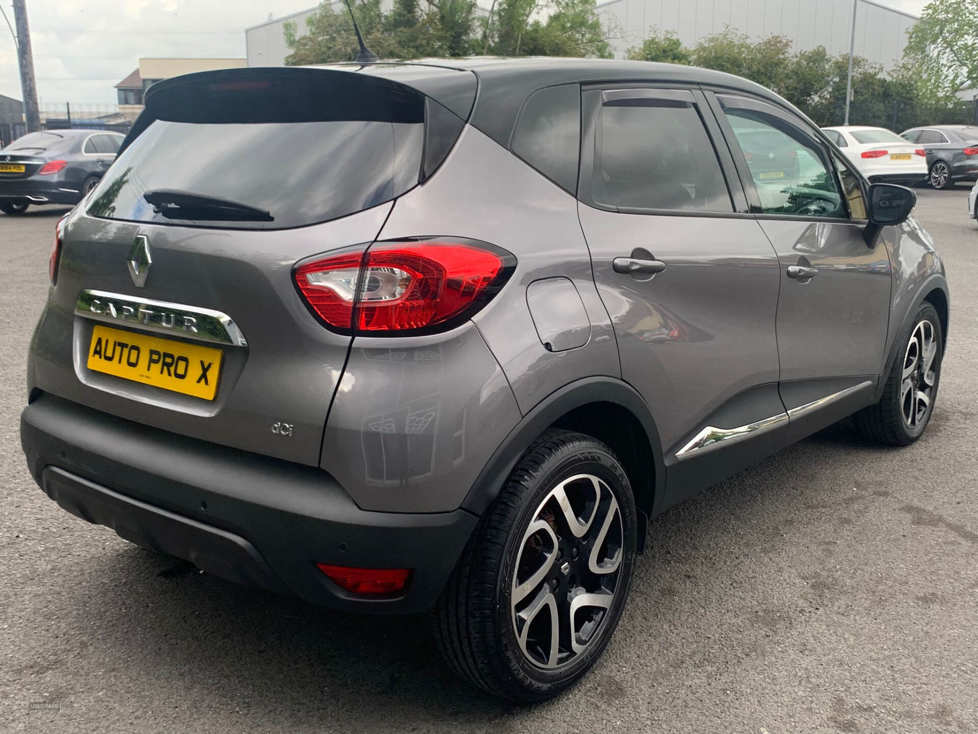 Renault Captur DIESEL HATCHBACK in Antrim