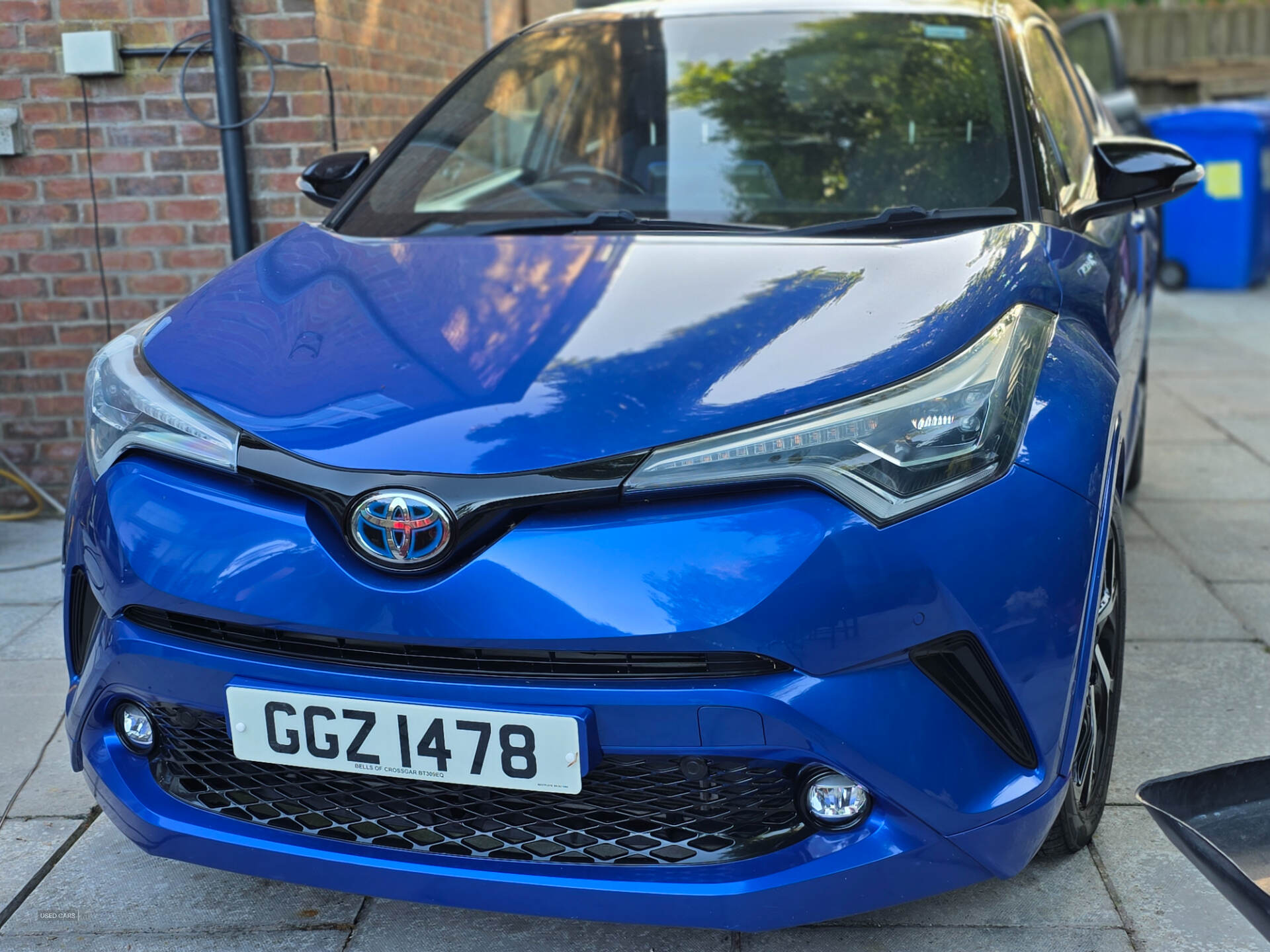 May 2017 Toyota C-HR 1.8 Hybrid Dynamic 5dr CVT