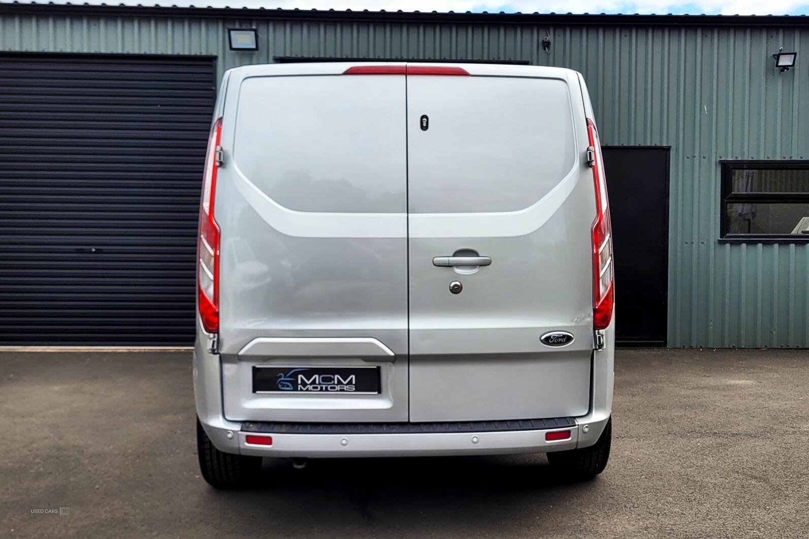 Oct 2020 Ford Transit Custom 2.0 EcoBlue 130ps Low Roof Limited Van