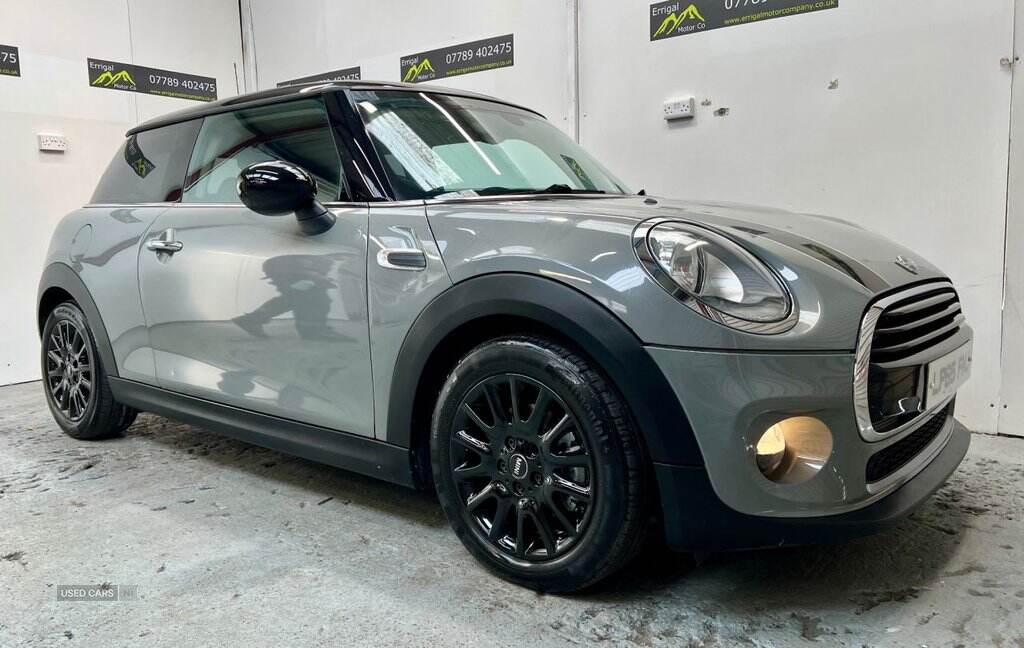 Feb 2016 MINI Hatch 1.5 Cooper 3dr Auto