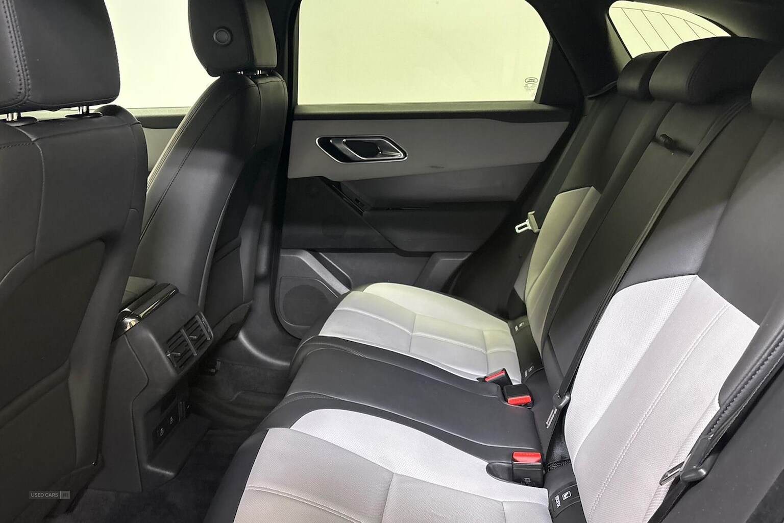Feb 2023 Land Rover Range Rover Velar 2.0 D200 Mhev Dynamic Se 5Dr Auto