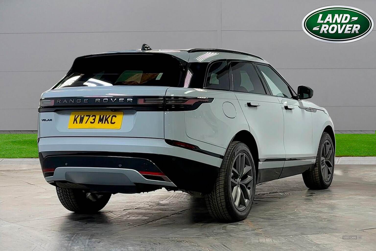 Feb 2023 Land Rover Range Rover Velar 2.0 D200 Mhev Dynamic Se 5Dr Auto