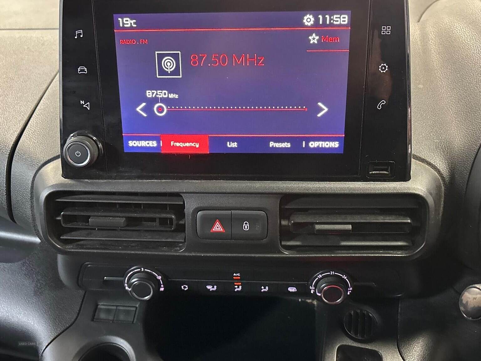 Jan 2022 Citroen Berlingo 1.5 Bluehdi 1000Kg Enterprise Pro 100Ps [6 Speed]