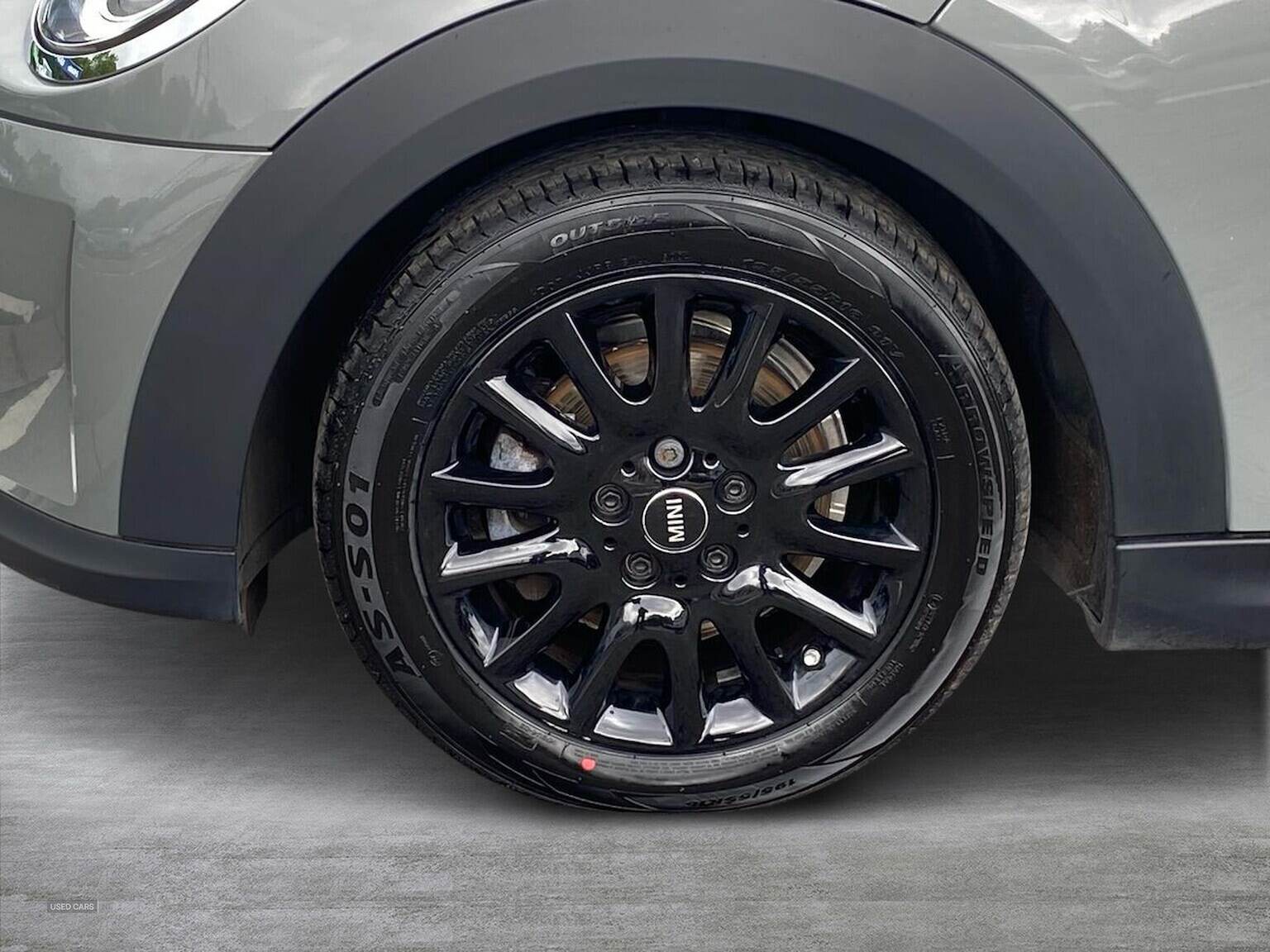 May 2022 MINI HATCHBACK
