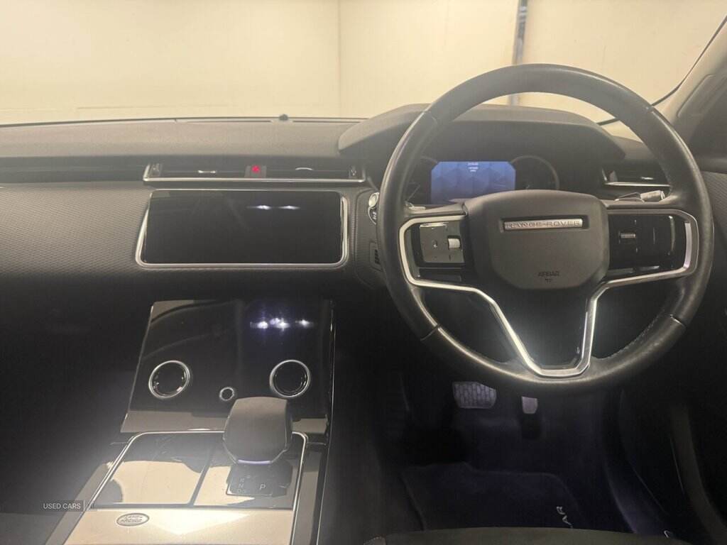 Apr 2021 Land Rover Range Rover Velar 2.0 D200 5dr Auto