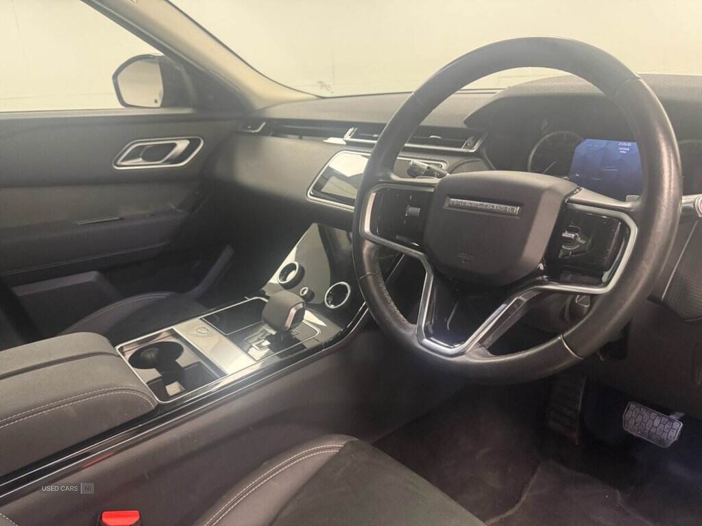 Apr 2021 Land Rover Range Rover Velar 2.0 D200 5dr Auto