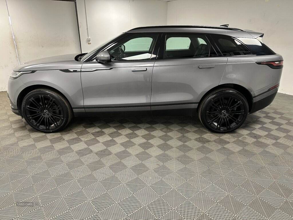 Apr 2021 Land Rover Range Rover Velar 2.0 D200 5dr Auto