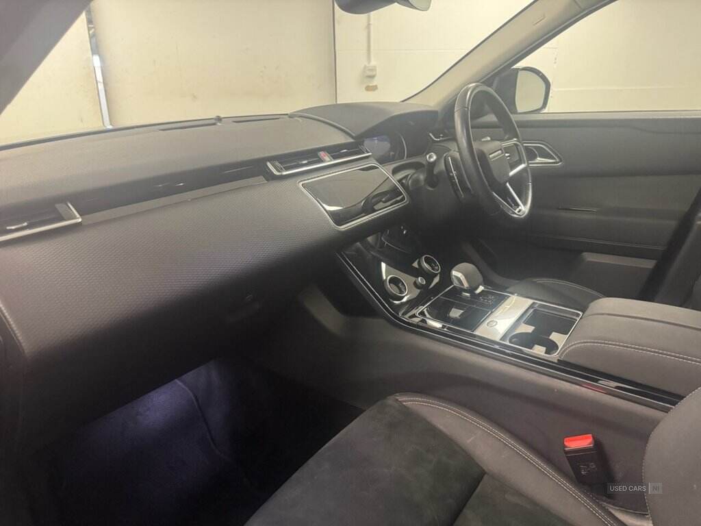 Apr 2021 Land Rover Range Rover Velar 2.0 D200 5dr Auto