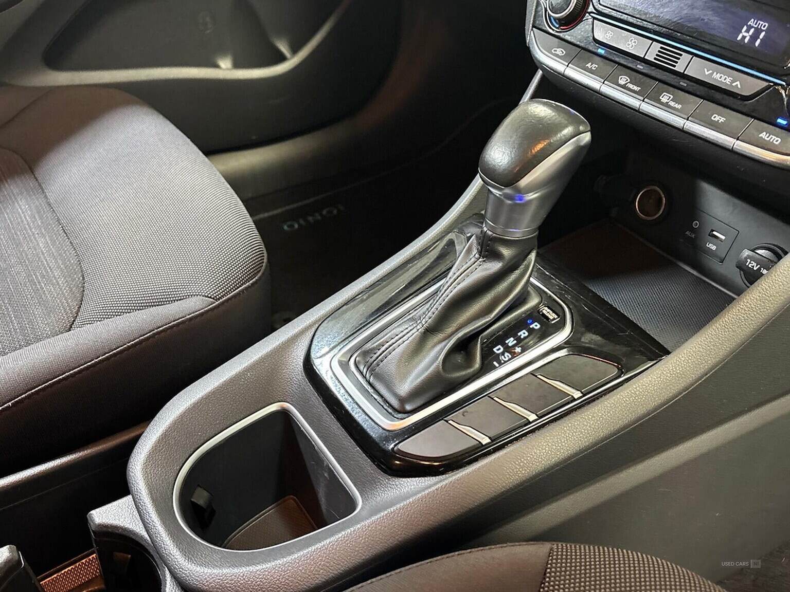 Mar 2018 Hyundai Ioniq 1.6 Gdi Hybrid Se 5Dr Dct