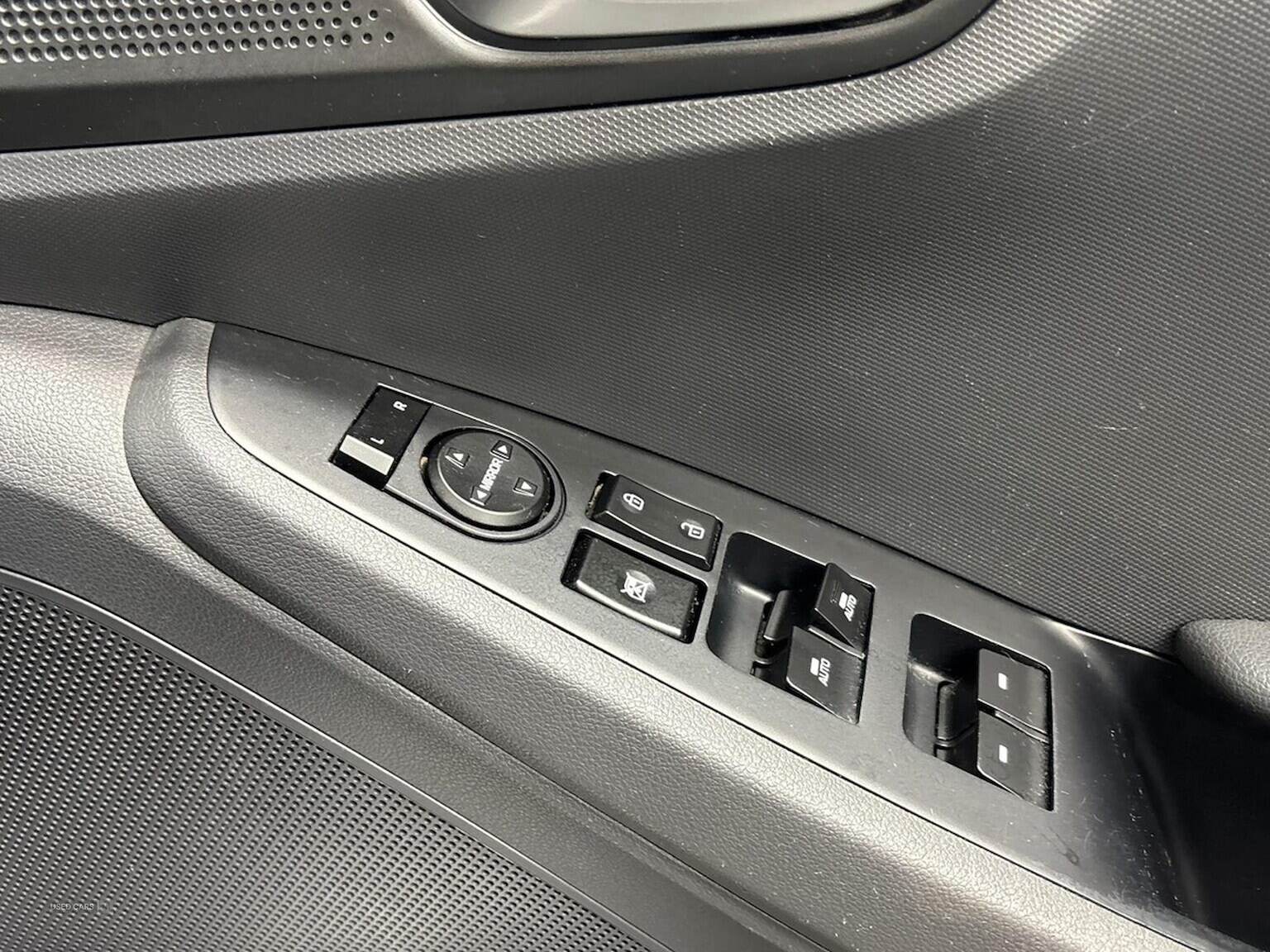 Mar 2018 Hyundai Ioniq 1.6 Gdi Hybrid Se 5Dr Dct