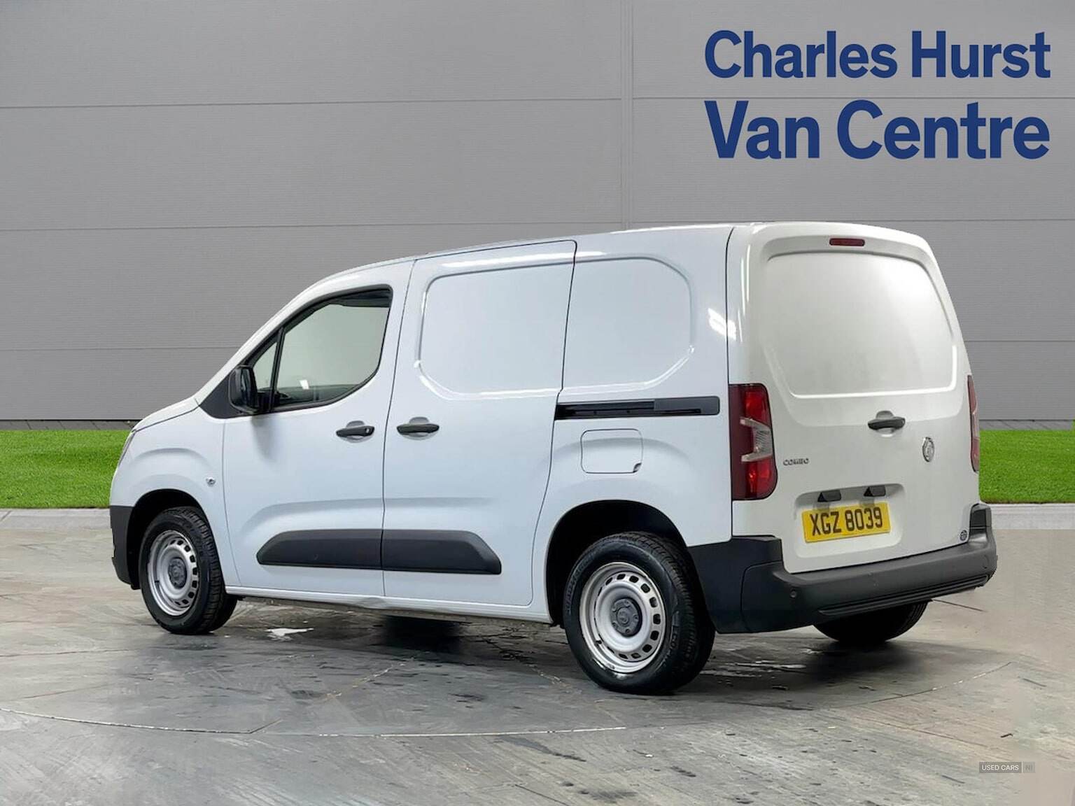 Sep 2022 Vauxhall Combo CARGO 2000 1.5 Turbo D 100Ps H1 Dynamic Van [6 Speed]