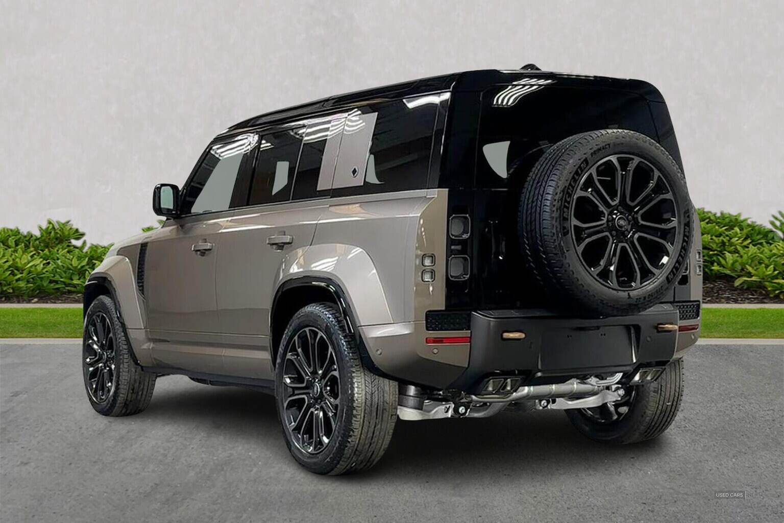2025 Land Rover Defender 4.4 P635 Octa 110 5Dr Auto
