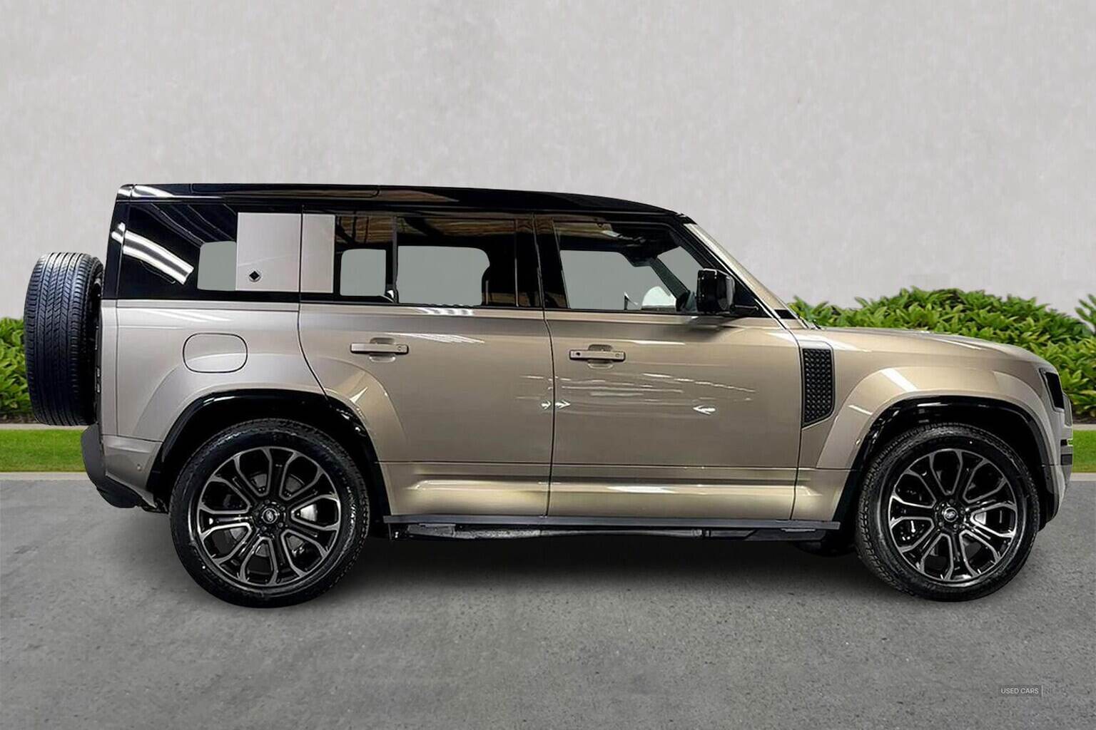 2025 Land Rover Defender 4.4 P635 Octa 110 5Dr Auto