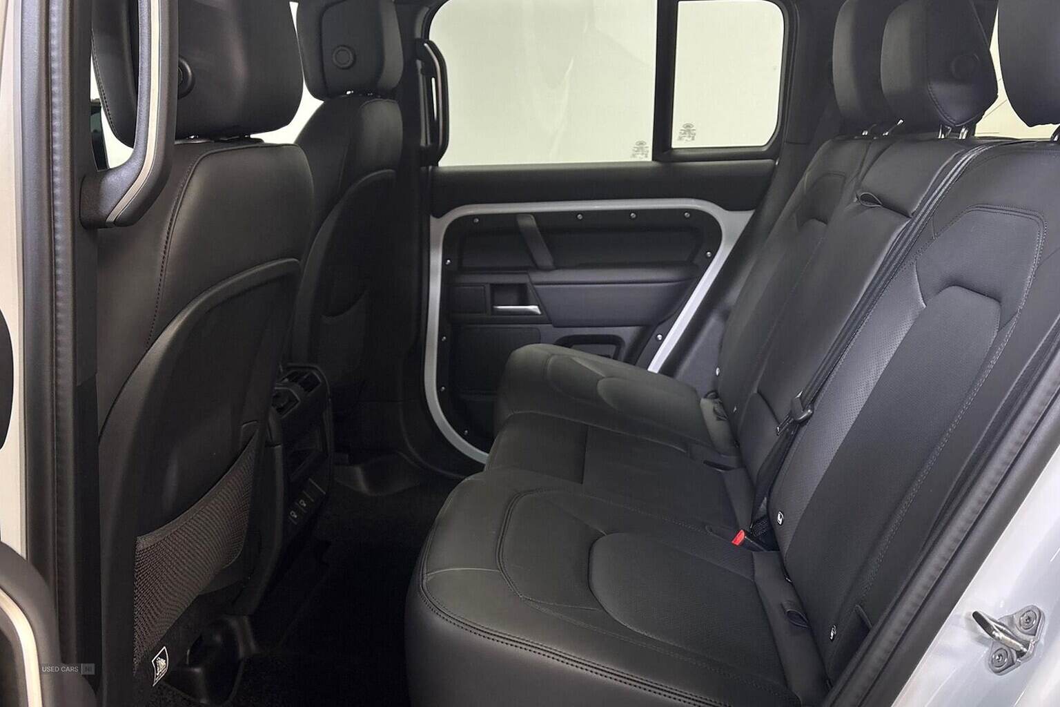 2025 Land Rover Defender 3.0 D250 X-Dynamic Hse 110 5Dr Auto