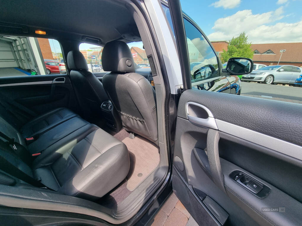 Mar 2009 Porsche Cayenne Diesel 5dr Tiptronic S