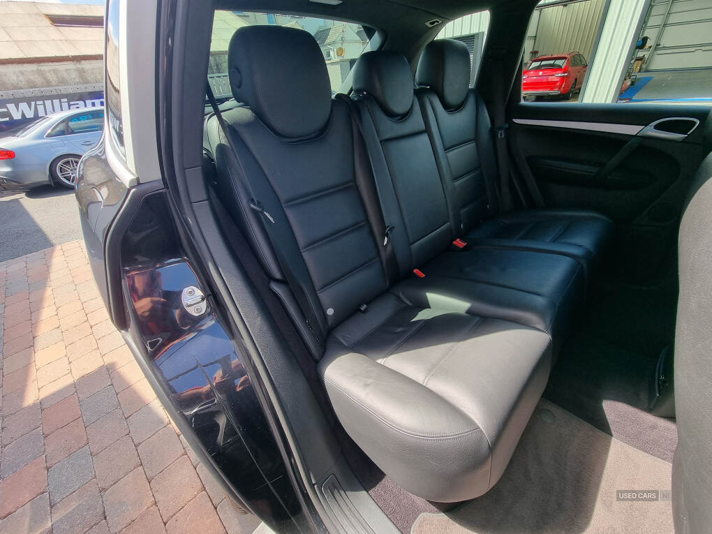 Mar 2009 Porsche Cayenne Diesel 5dr Tiptronic S