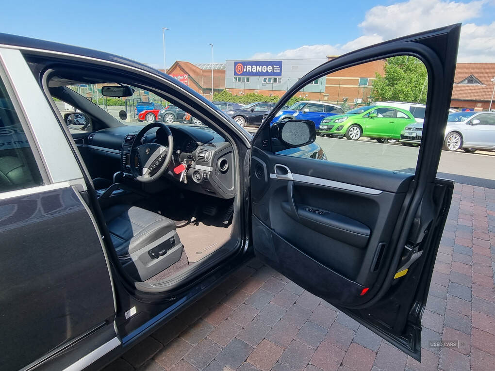 Mar 2009 Porsche Cayenne Diesel 5dr Tiptronic S