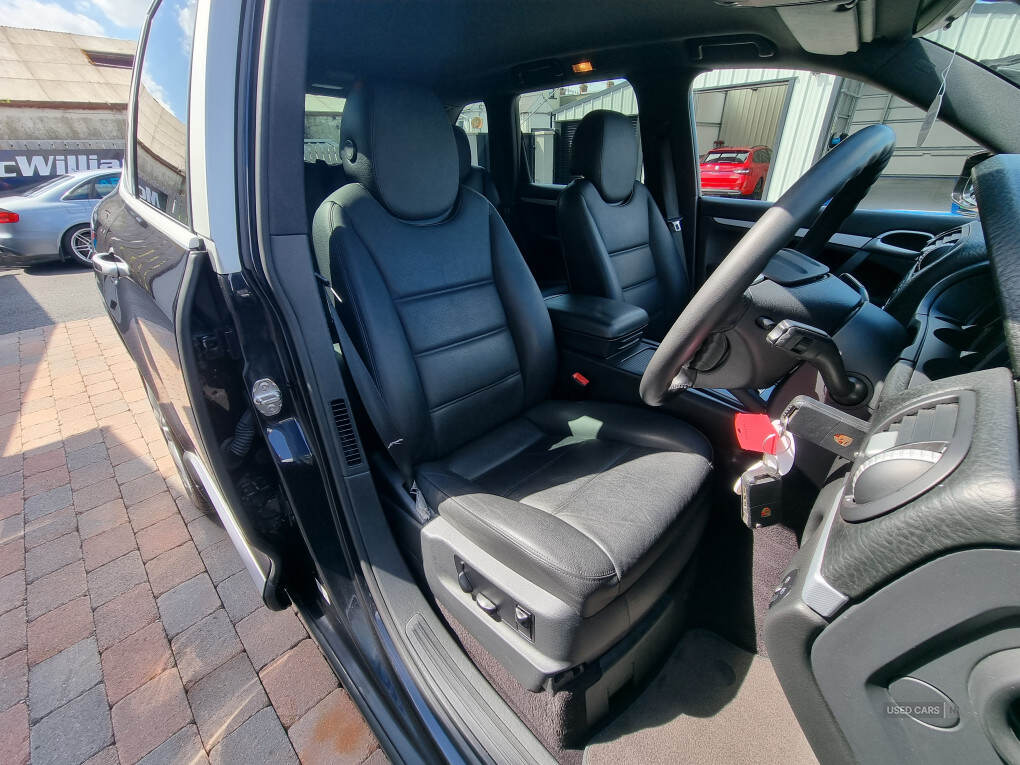 Mar 2009 Porsche Cayenne Diesel 5dr Tiptronic S