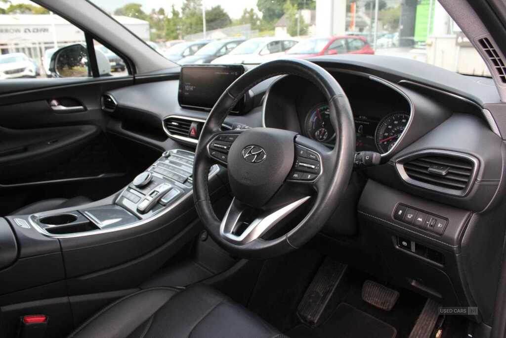 Apr 2022 Hyundai Santa Fe 1.6 TGDi Hybrid Premium 5dr Auto