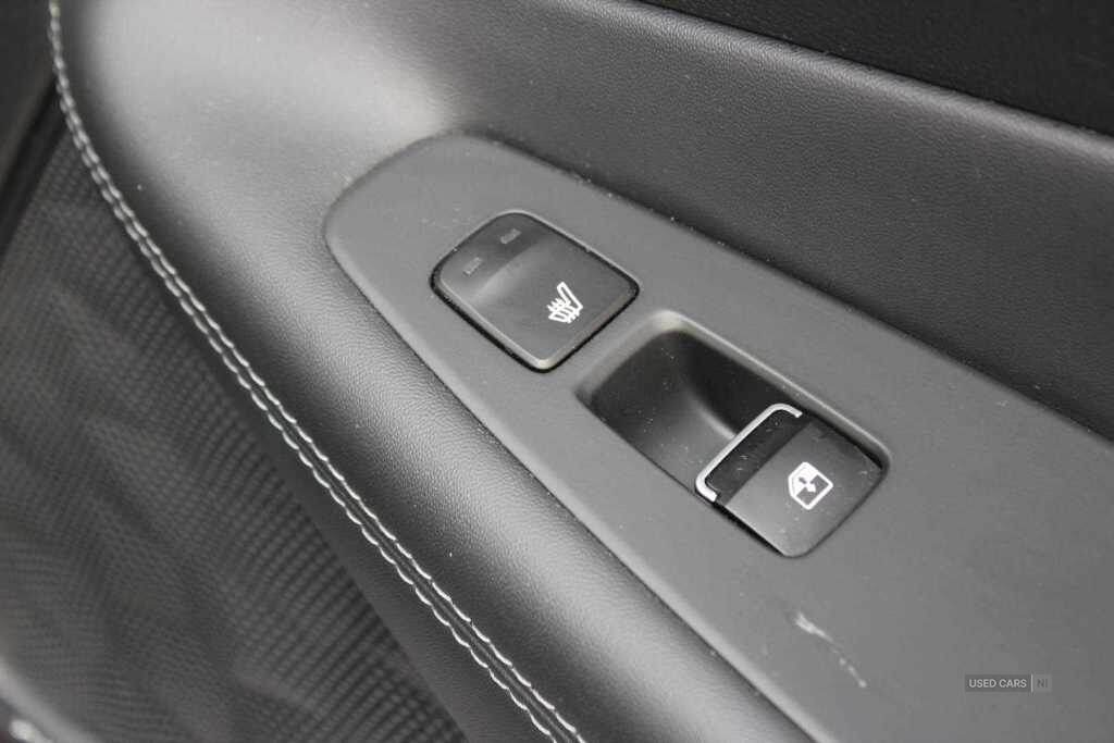 Apr 2022 Hyundai Santa Fe 1.6 TGDi Hybrid Premium 5dr Auto