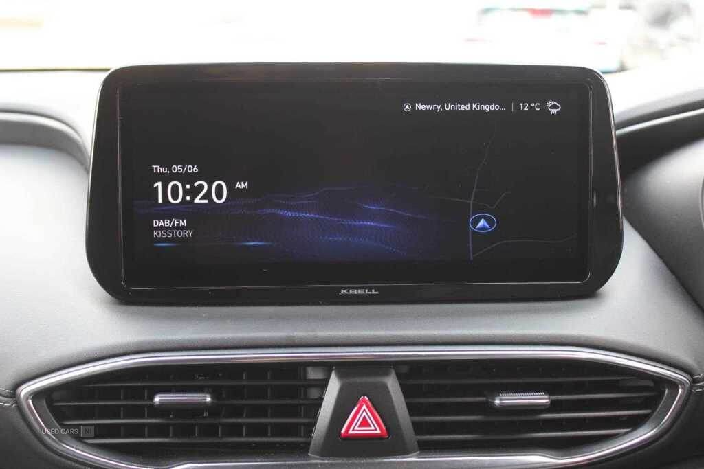 Apr 2022 Hyundai Santa Fe 1.6 TGDi Hybrid Premium 5dr Auto