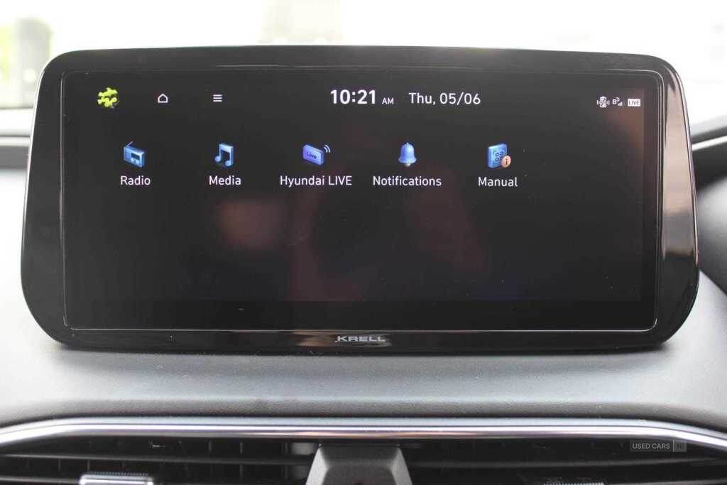 Apr 2022 Hyundai Santa Fe 1.6 TGDi Hybrid Premium 5dr Auto