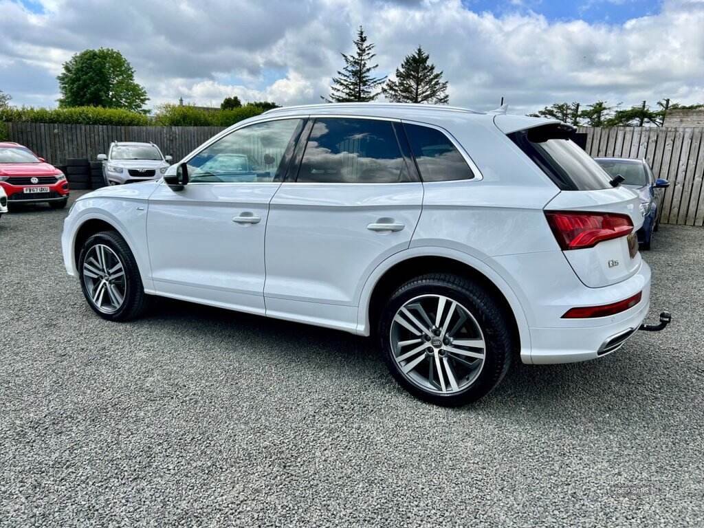 Audi Q5 2.0 TDI S line SUV 5dr Diesel S Tronic quattro Euro 6 (s/s) (190 ps) in Antrim