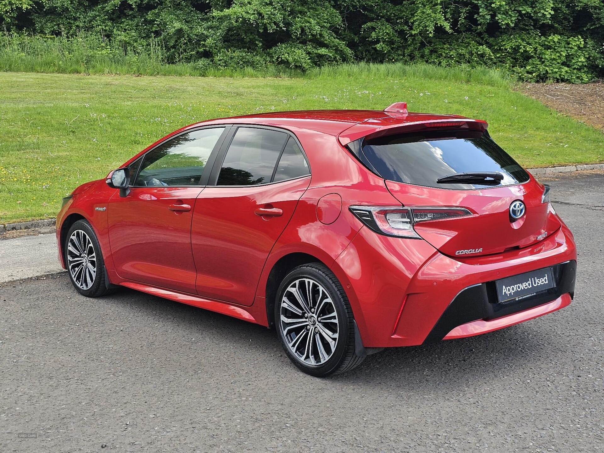Apr 2019 Toyota Corolla 1.8 VVT-i Hybrid Design 5dr CVT