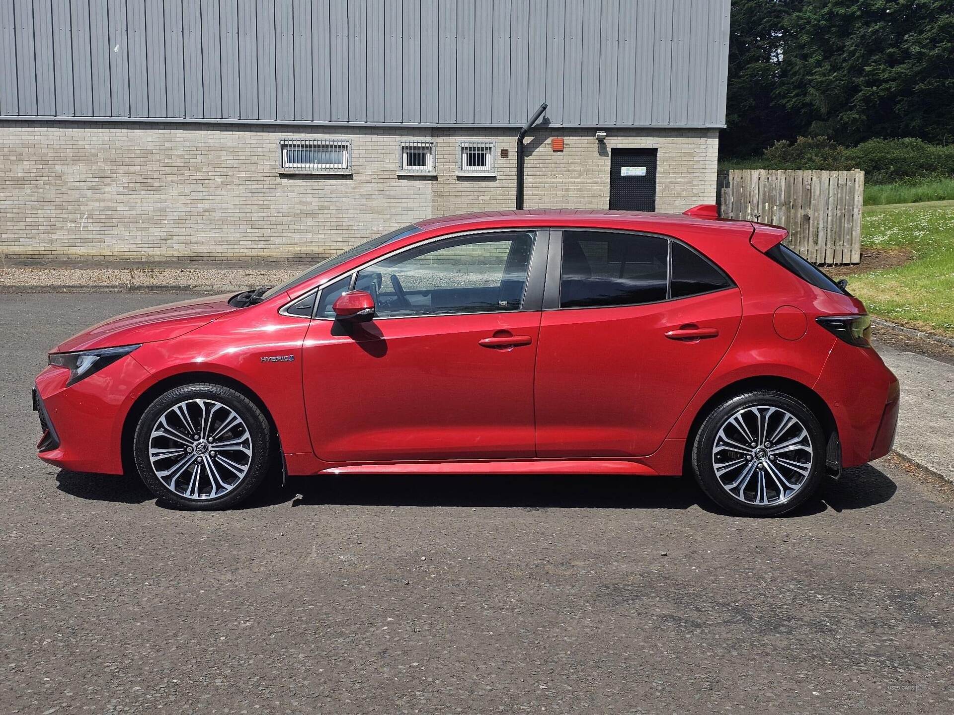 Apr 2019 Toyota Corolla 1.8 VVT-i Hybrid Design 5dr CVT