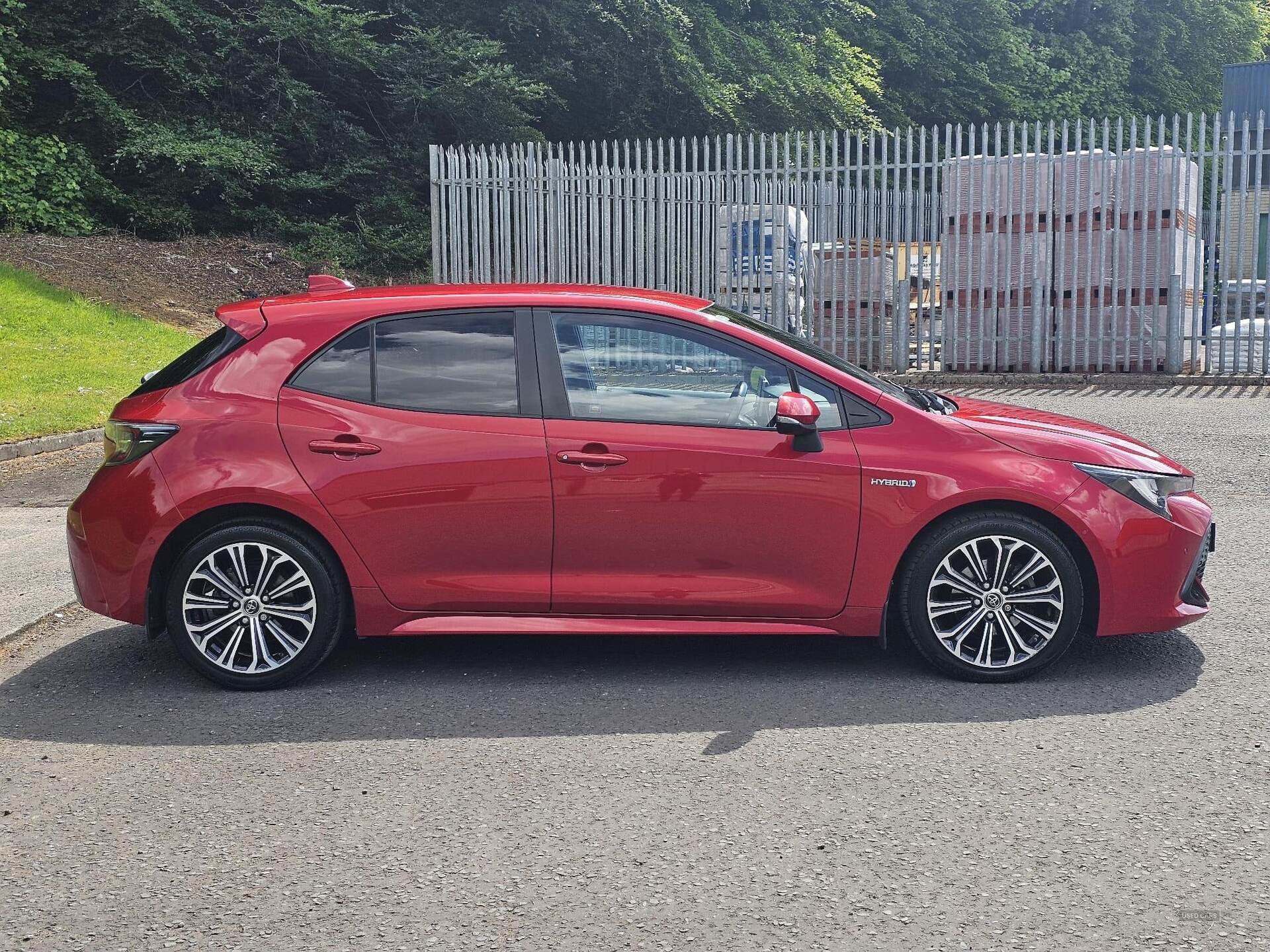 Apr 2019 Toyota Corolla 1.8 VVT-i Hybrid Design 5dr CVT