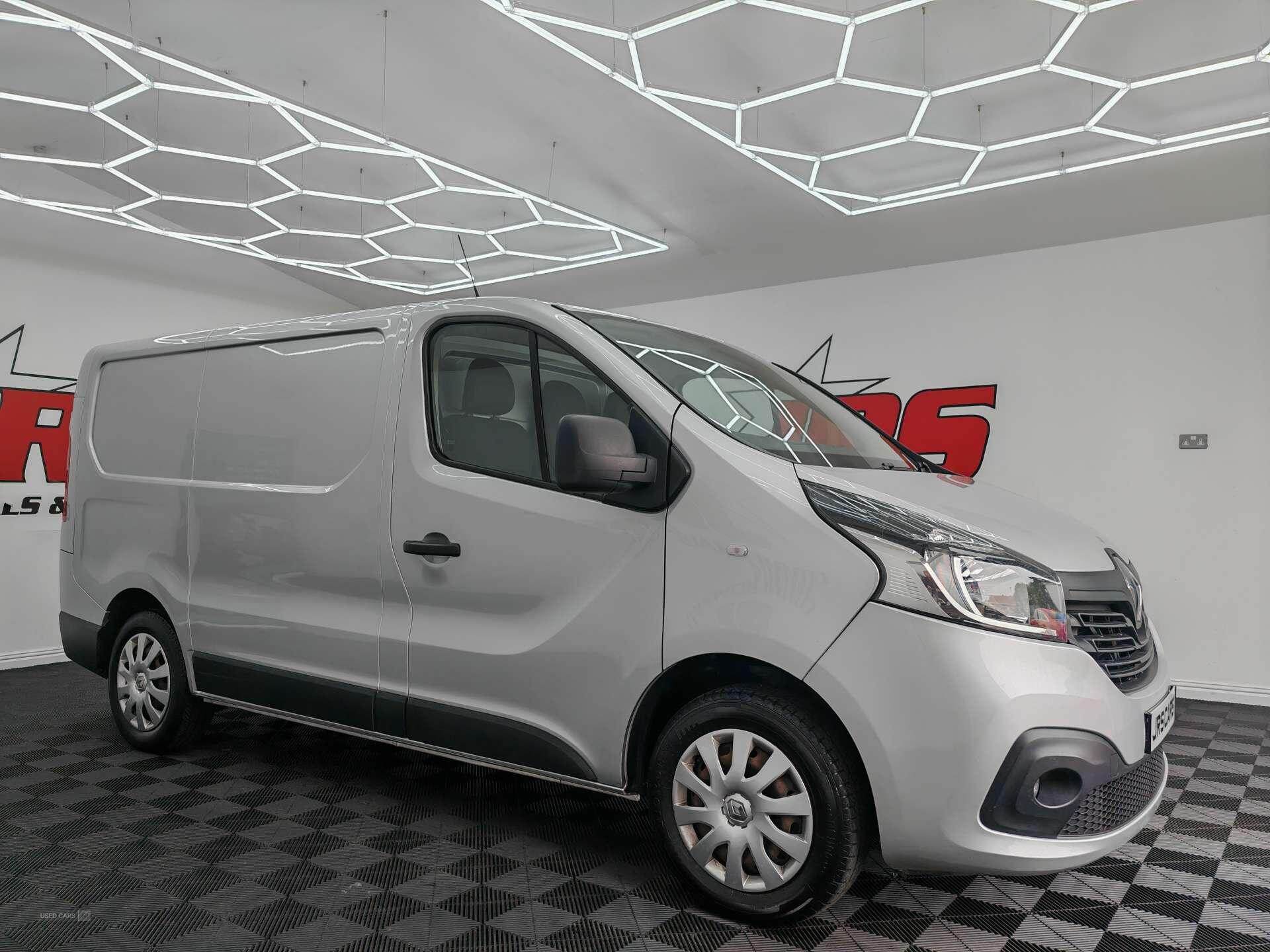 May 2019 Renault Trafic SL27 ENERGY dCi 125 Business+ Van